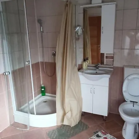 Otoka Hotell 2*