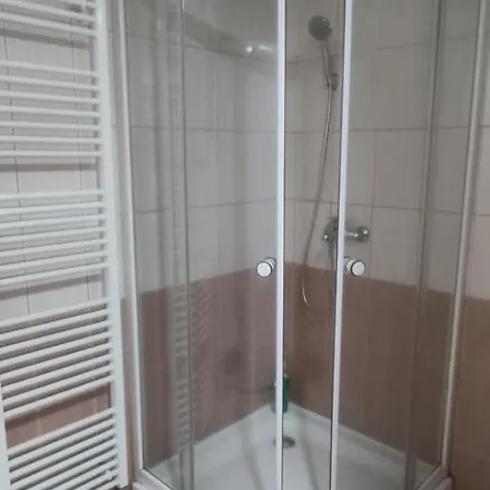 Hotell Otoka 2*