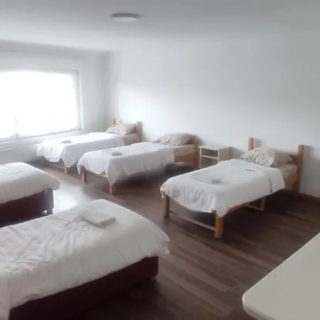 Otoka Hotell 2*
