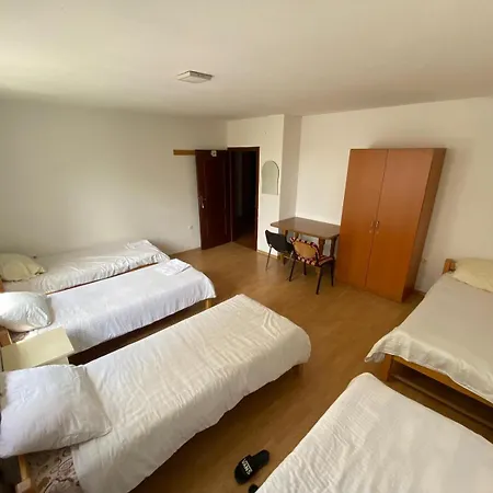 Hotell Otoka 2*