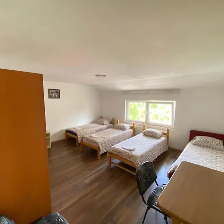 Otoka Hotell 2*